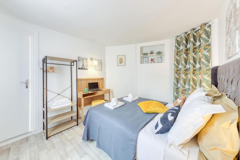 Chateau De Versailles A 7 Minutes Plus Parking Gratuit A 4 Minutes Le Chesnay  Eksteriør bilde